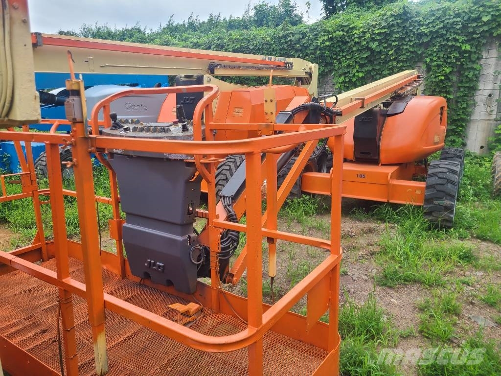 JLG 600 AJ 관절형 전동이동 리프트