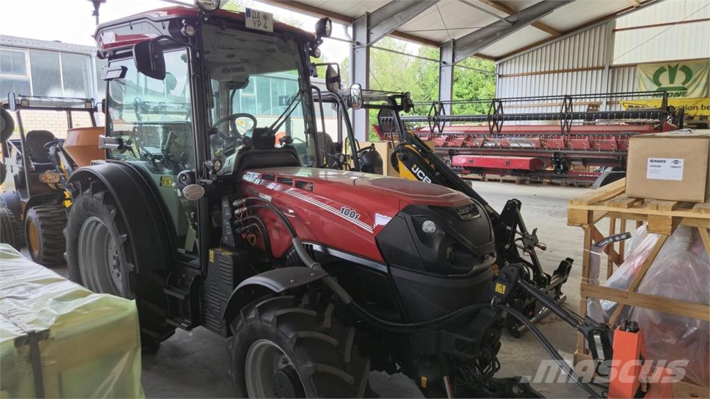 Case IH QUANTUM 100 F PLANTAGENSCHLEPPER Gef. V-Achse Tracteur