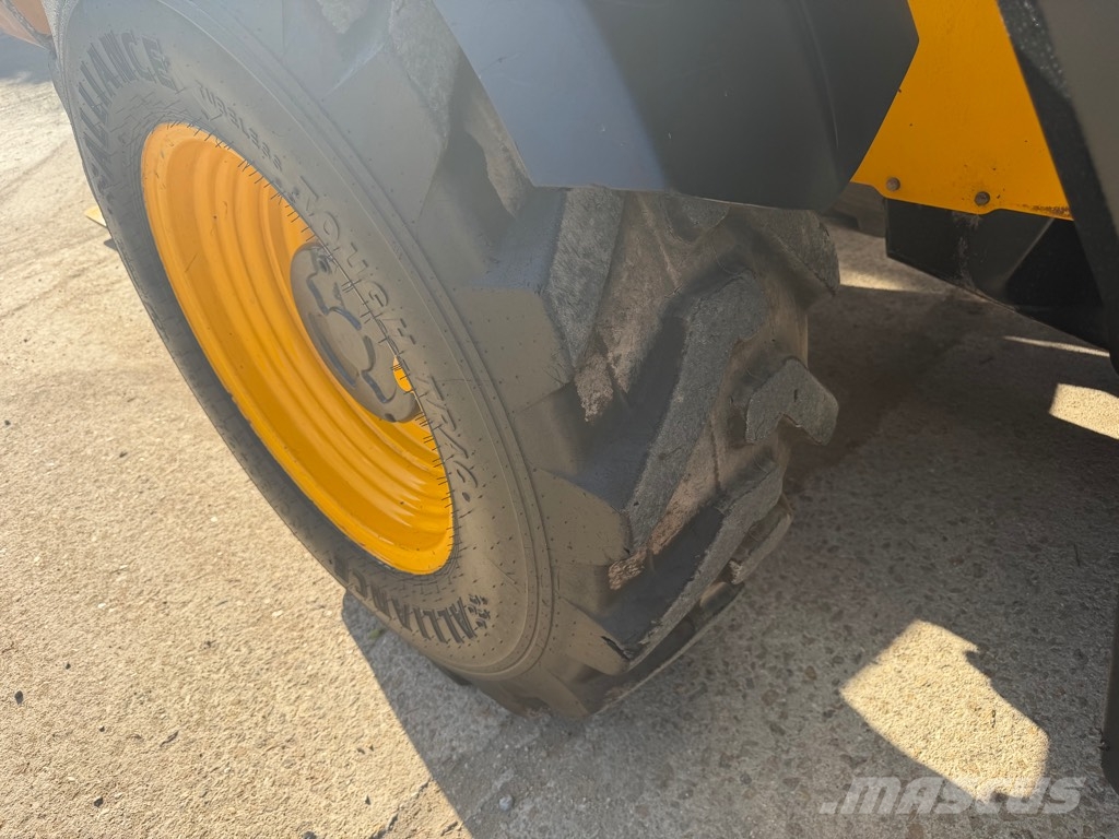 JCB 533-105 Teleskoplæssere