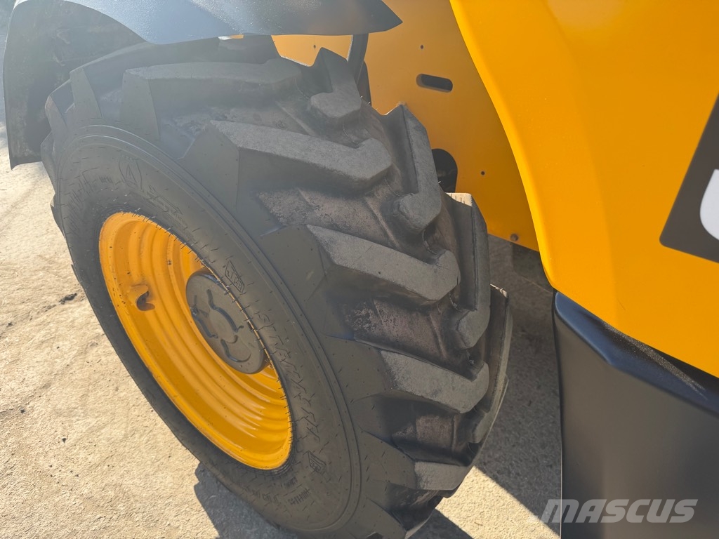 JCB 533-105 Teleskoplæssere