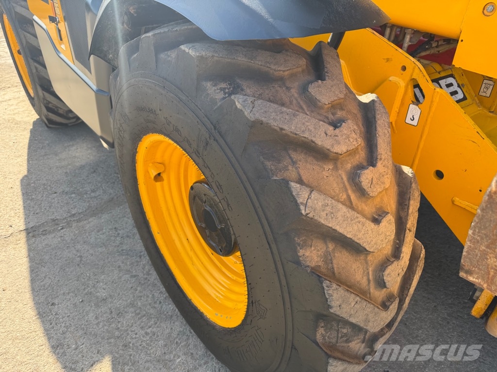 JCB 533-105 Teleskoplæssere