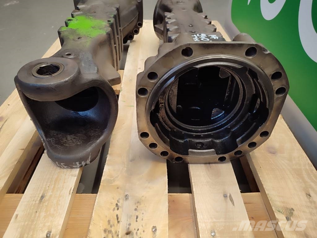  Drive axle housing 21206001689 130418 Massey Fergu 轴