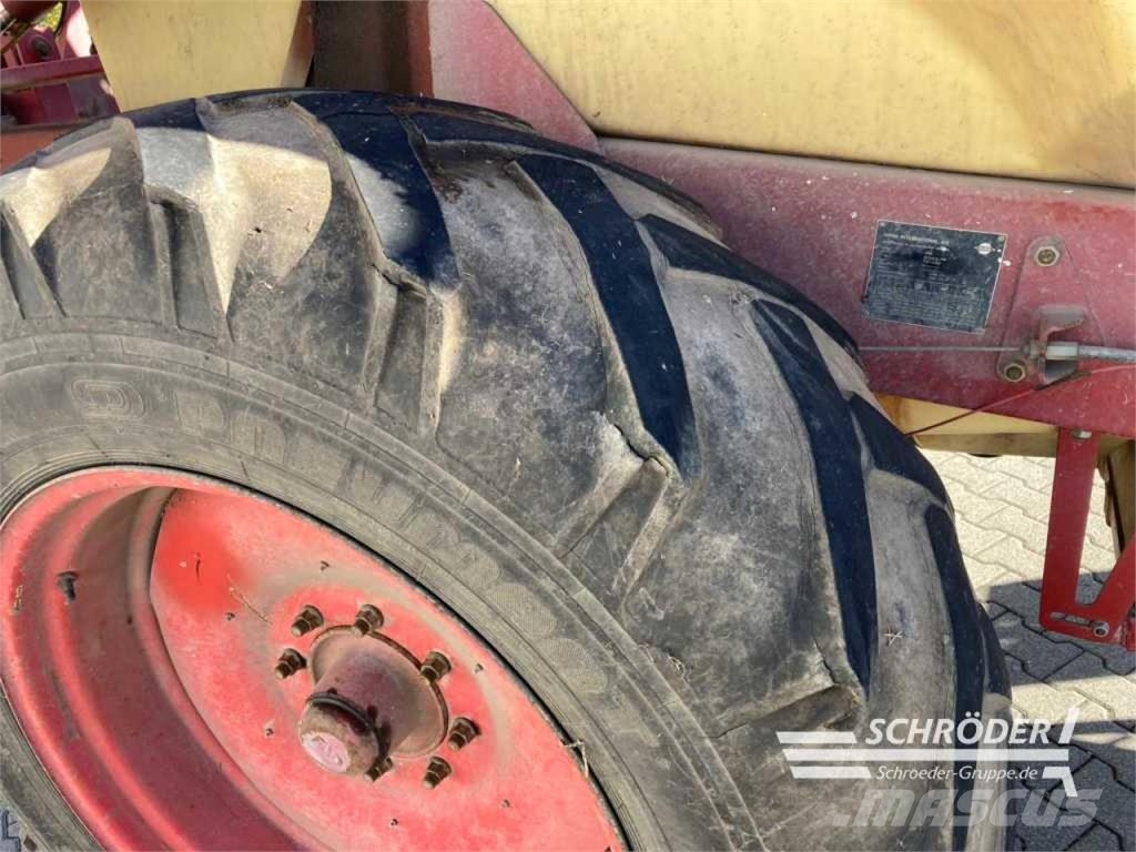 Hardi COMMANDER 3200 | 27 METER Vlečne škropilnice
