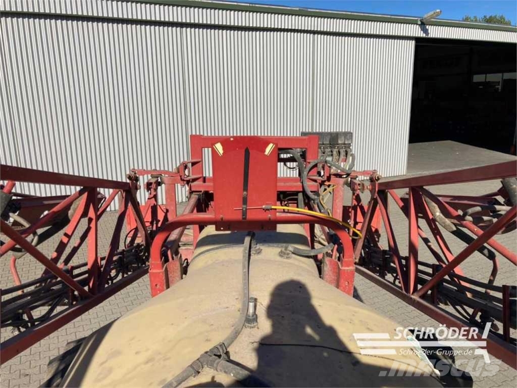 Hardi COMMANDER 3200 | 27 METER Vlečne škropilnice