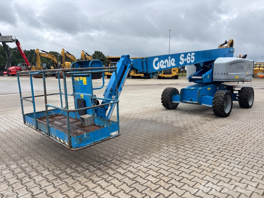 Genie S 65 Plataformas con brazo de elevación telescópico