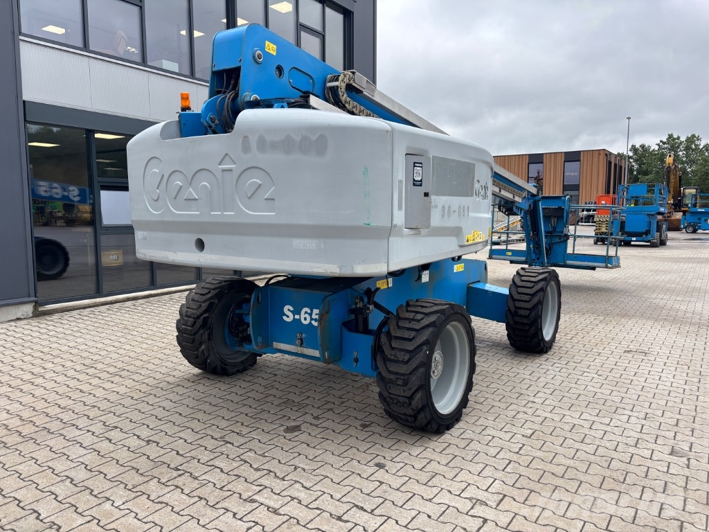 Genie S 65 Plataformas con brazo de elevación telescópico