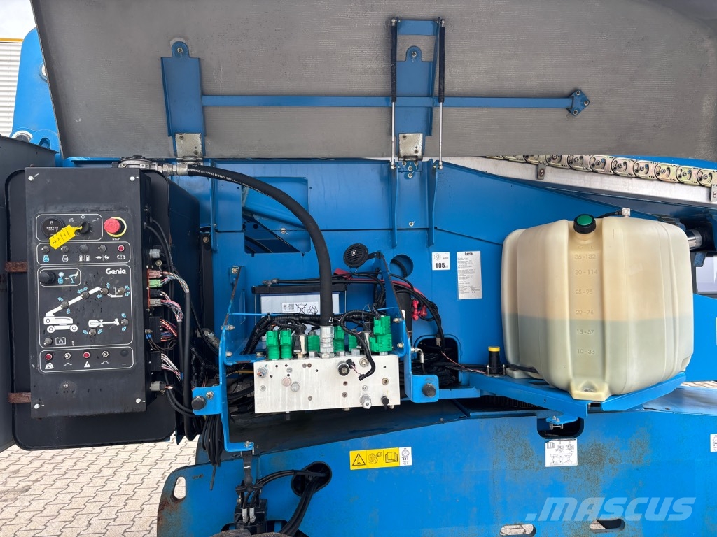 Genie S 65 Plataformas con brazo de elevación telescópico