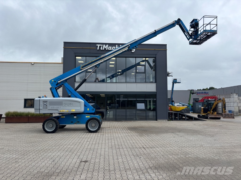 Genie S 65 Plataformas con brazo de elevación telescópico