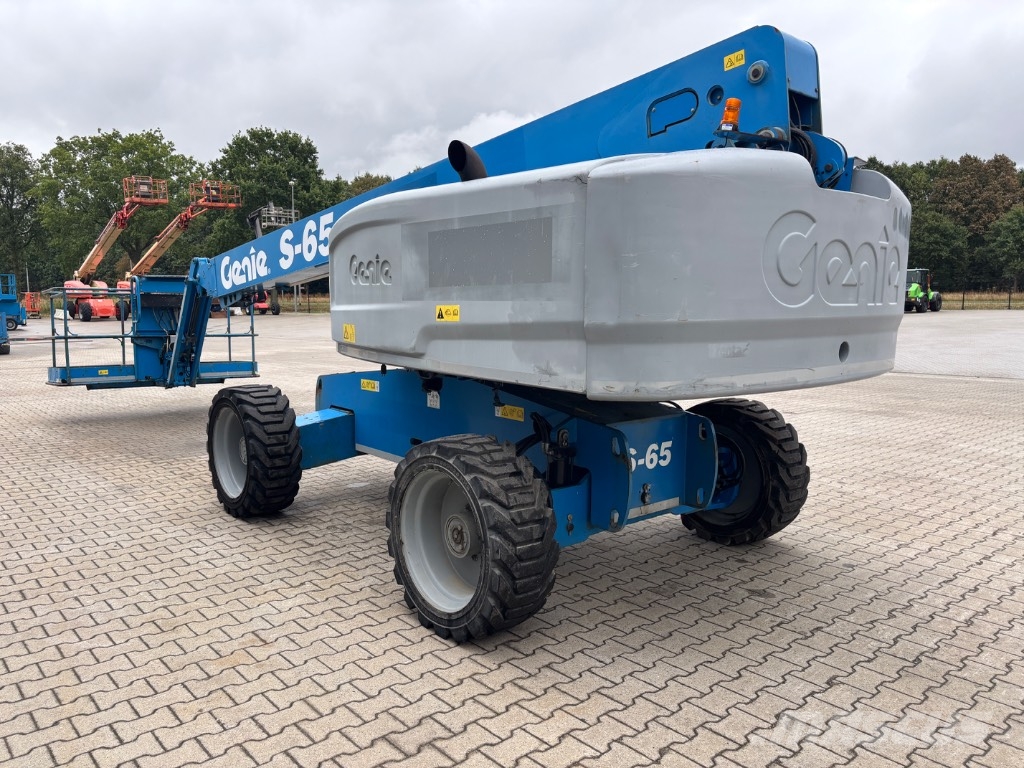 Genie S 65 Plataformas con brazo de elevación telescópico