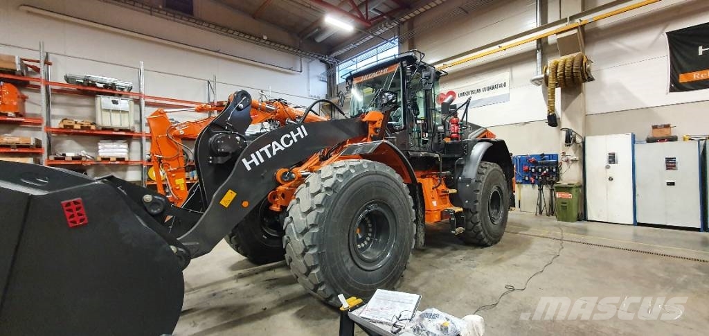 Hitachi ZW310 Incarcator pe pneuri