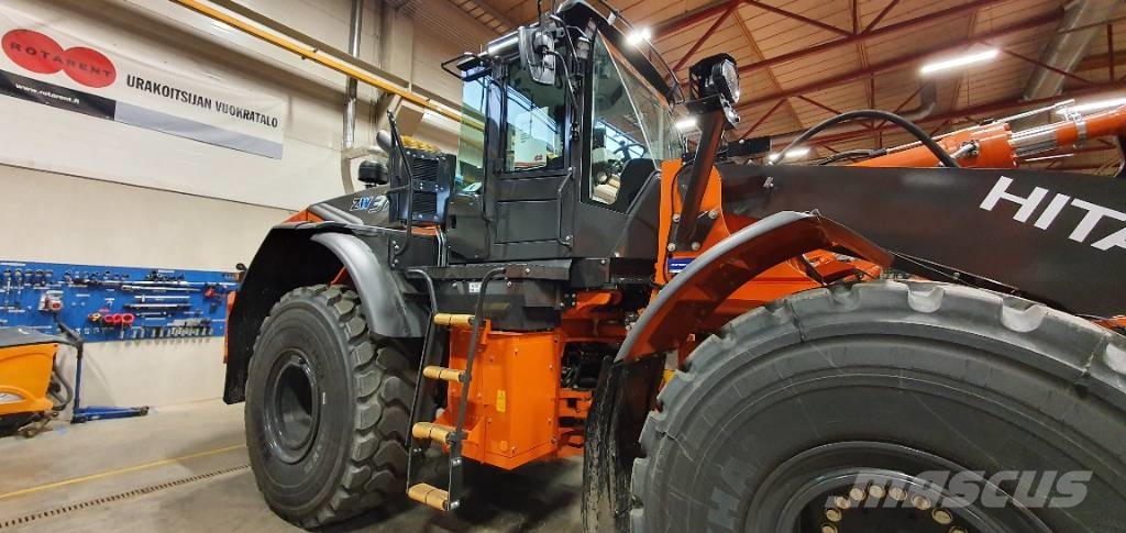 Hitachi ZW310 Incarcator pe pneuri