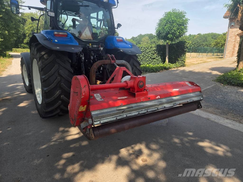 Kuhn WHU 230 جزازات وأغطية المراعي