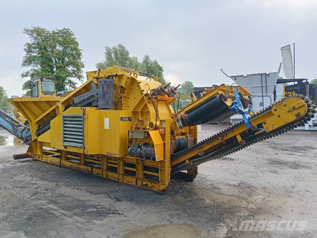 Rubble Master RM 60 crusher vergruizer roterend rotor haakarm Mobile crushers