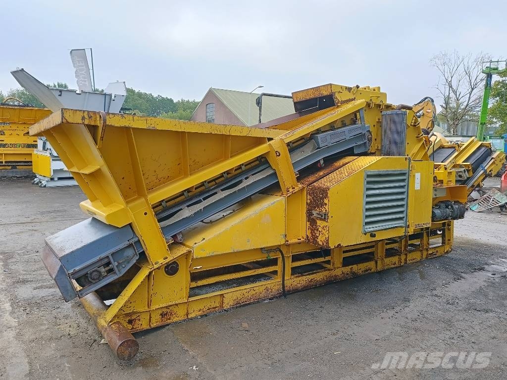 Rubble Master RM 60 crusher vergruizer roterend rotor haakarm Mobile crushers