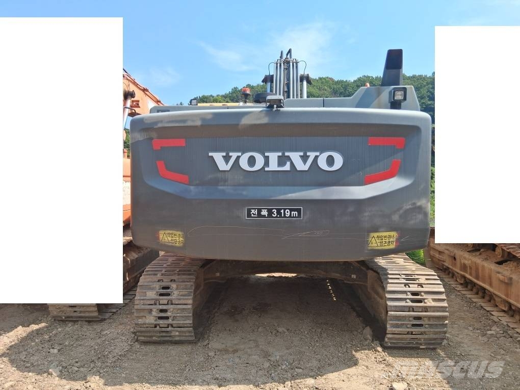Volvo EC 300 E حفارات زحافة