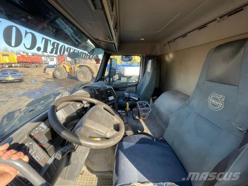 Volvo FM 13 .440 MTS Dino Grondzuigmachine Saugbagger Va Camiones aspiradores/combi