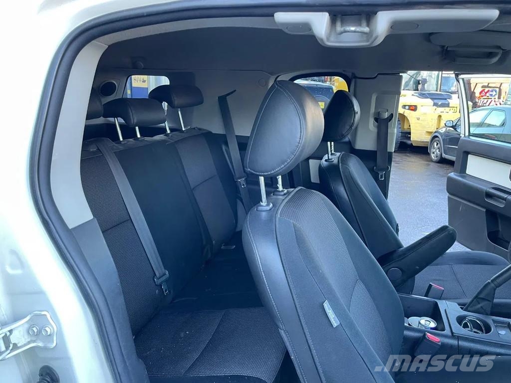 Toyota FJ Cruiser 4.0 V6 Airconditioning 4x4 Automatic Ge 크로스컨트리 차량