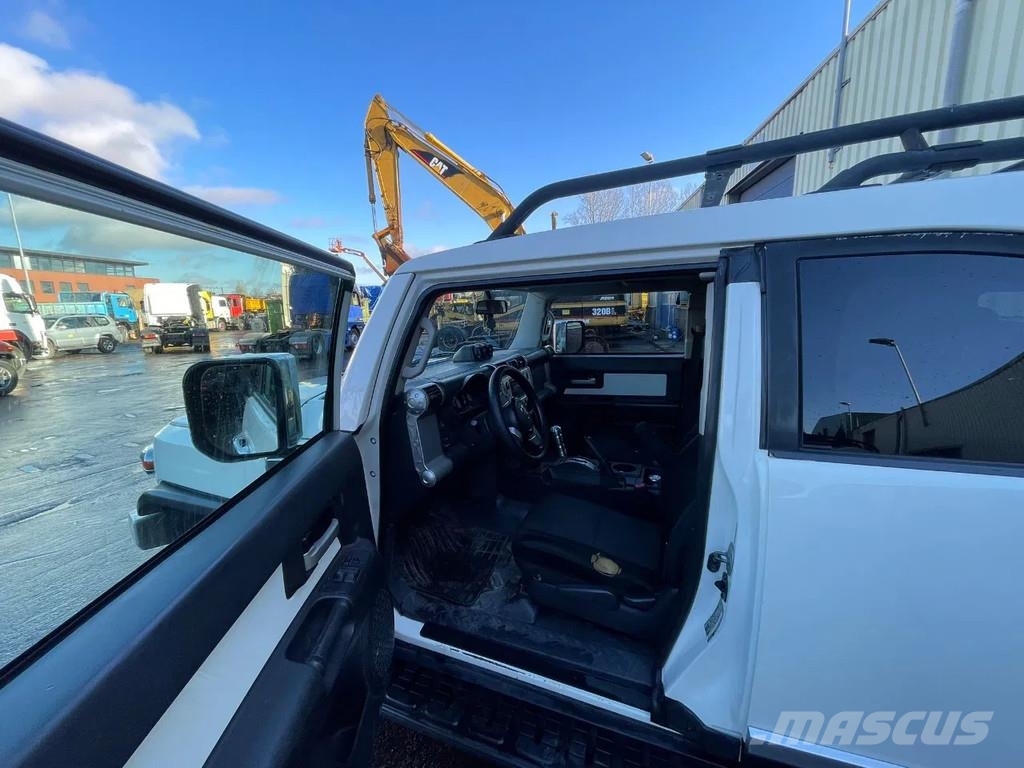 Toyota FJ Cruiser 4.0 V6 Airconditioning 4x4 Automatic Ge 크로스컨트리 차량