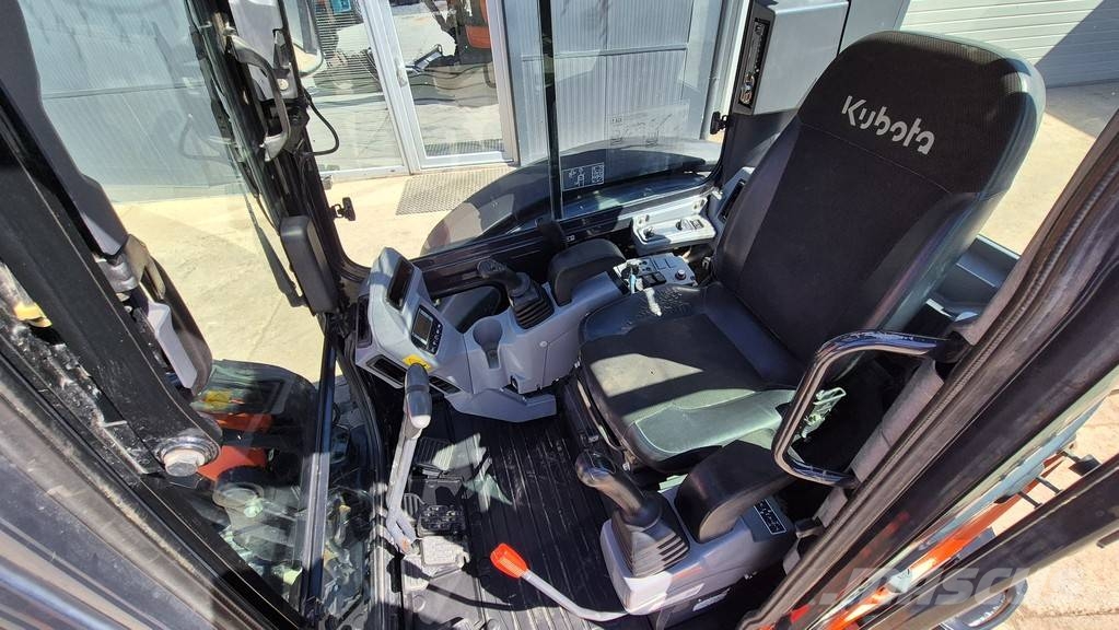 Kubota KX057-4 - 2015 YEAR - 3X BUCKETS - 5480 HOURS Minigraafmachines < 7t