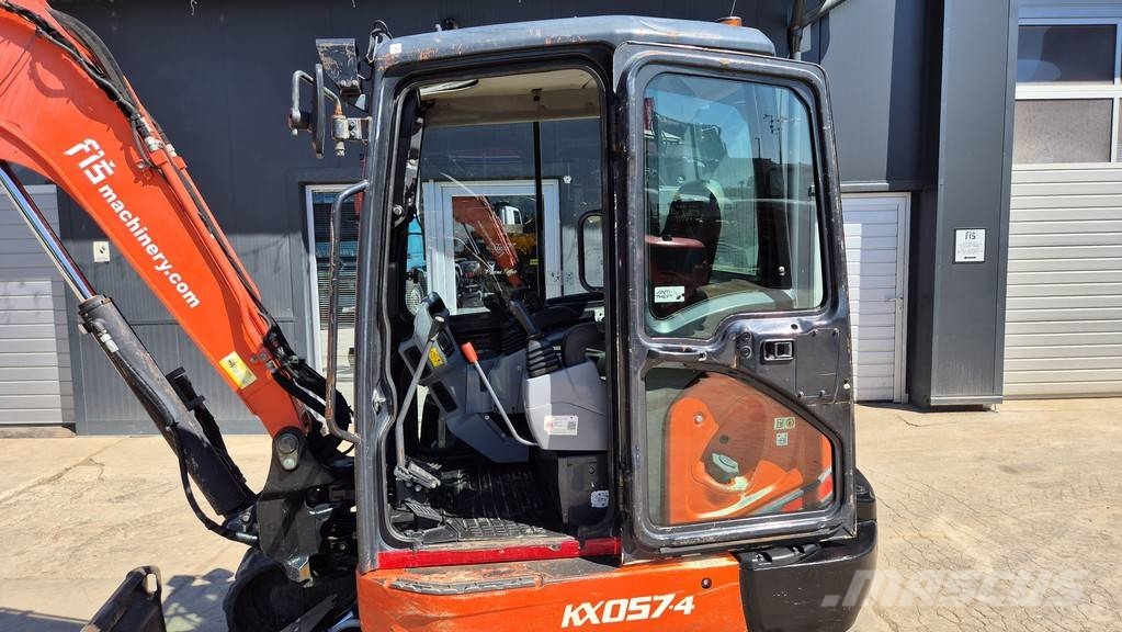 Kubota KX057-4 - 2015 YEAR - 3X BUCKETS - 5480 HOURS Minigraafmachines < 7t