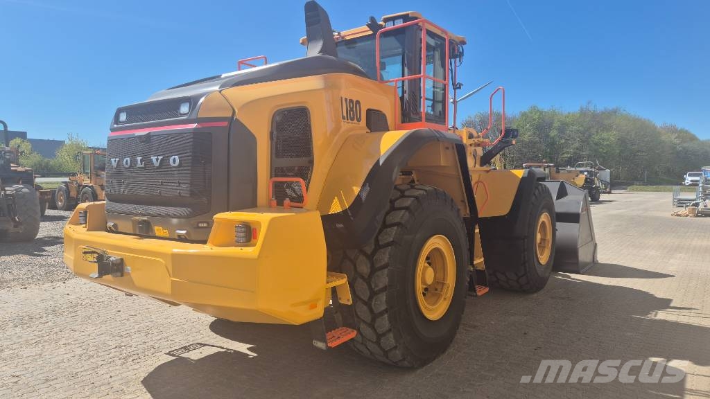 Volvo L 180 K Cargadoras sobre ruedas