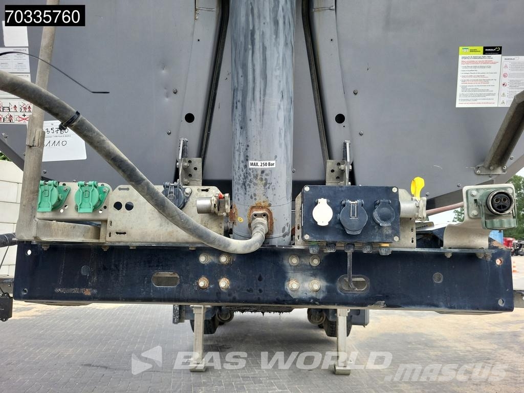Schwarzmüller SM 2 axles ISO Lift Axle BPW 27m3 Semi-remorca Basculanta