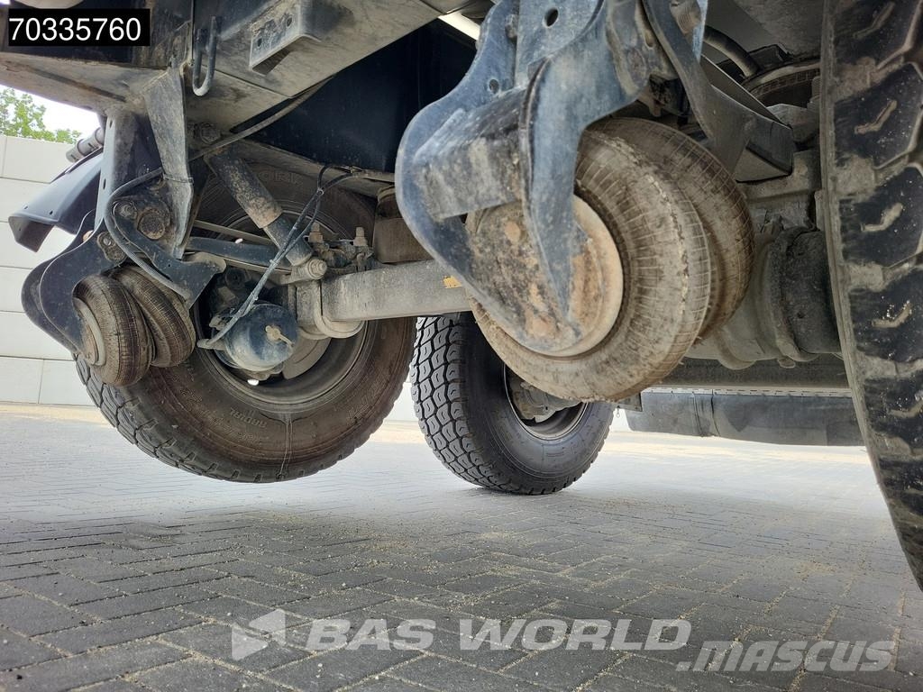 Schwarzmüller SM 2 axles ISO Lift Axle BPW 27m3 Semi-remorca Basculanta