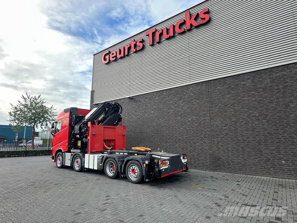 Volvo FH 500 8X2 TREKKER BAKWAGEN +PALFINGER PK 88002 EH All-Terrain-Krane