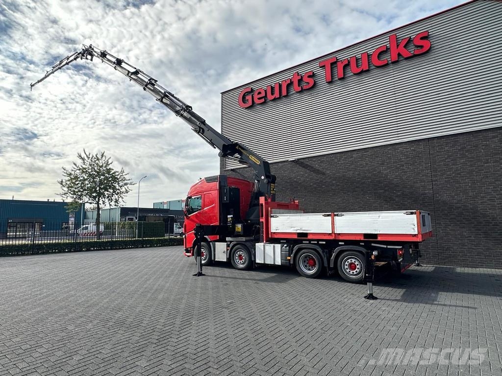 Volvo FH 500 8X2 TREKKER BAKWAGEN +PALFINGER PK 8802 EH Kranen voor alle terreinen