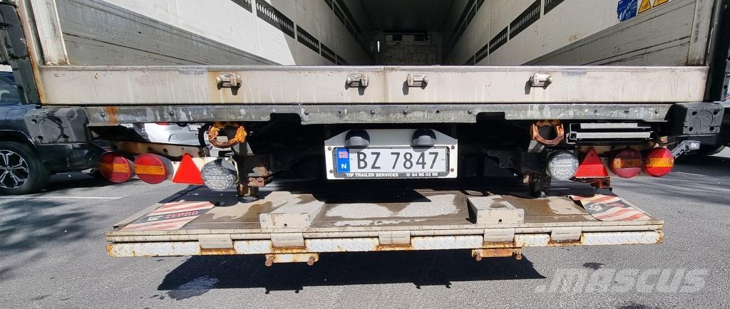 Schmitz Cargobull Trailer Reefer Multi Temp Straight Hűtős félpótkocsik