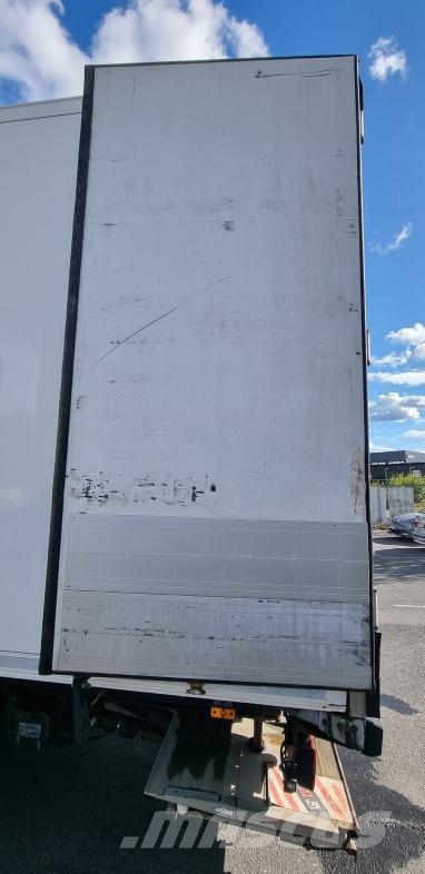 Schmitz Cargobull Trailer Reefer Multi Temp Straight Hűtős félpótkocsik