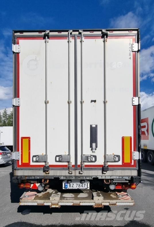 Schmitz Cargobull Trailer Reefer Multi Temp Straight Hűtős félpótkocsik