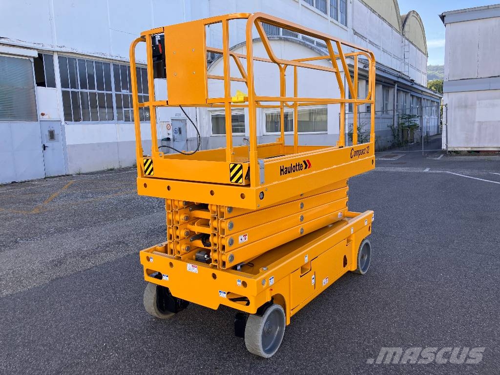 Haulotte COMPACT12 - NEW BATTERIES 2 NEW WHEELS Scheren-Arbeitsbühnen