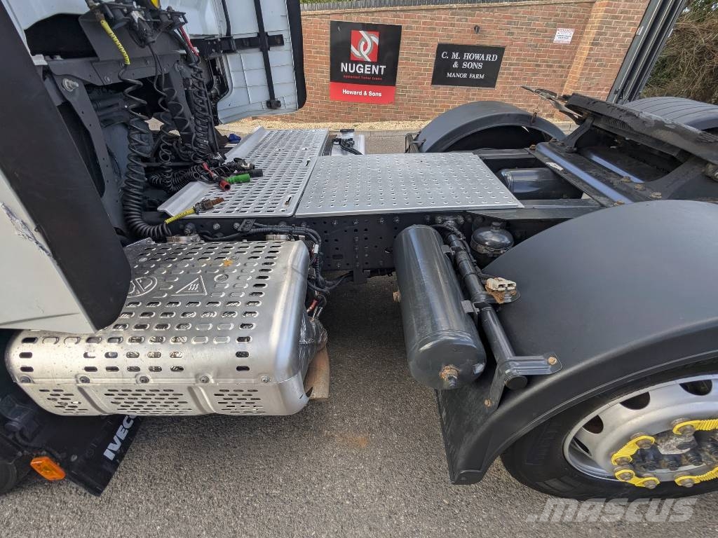 Iveco S-Way 460 中古トラクターヘッド | トレーラーヘッド