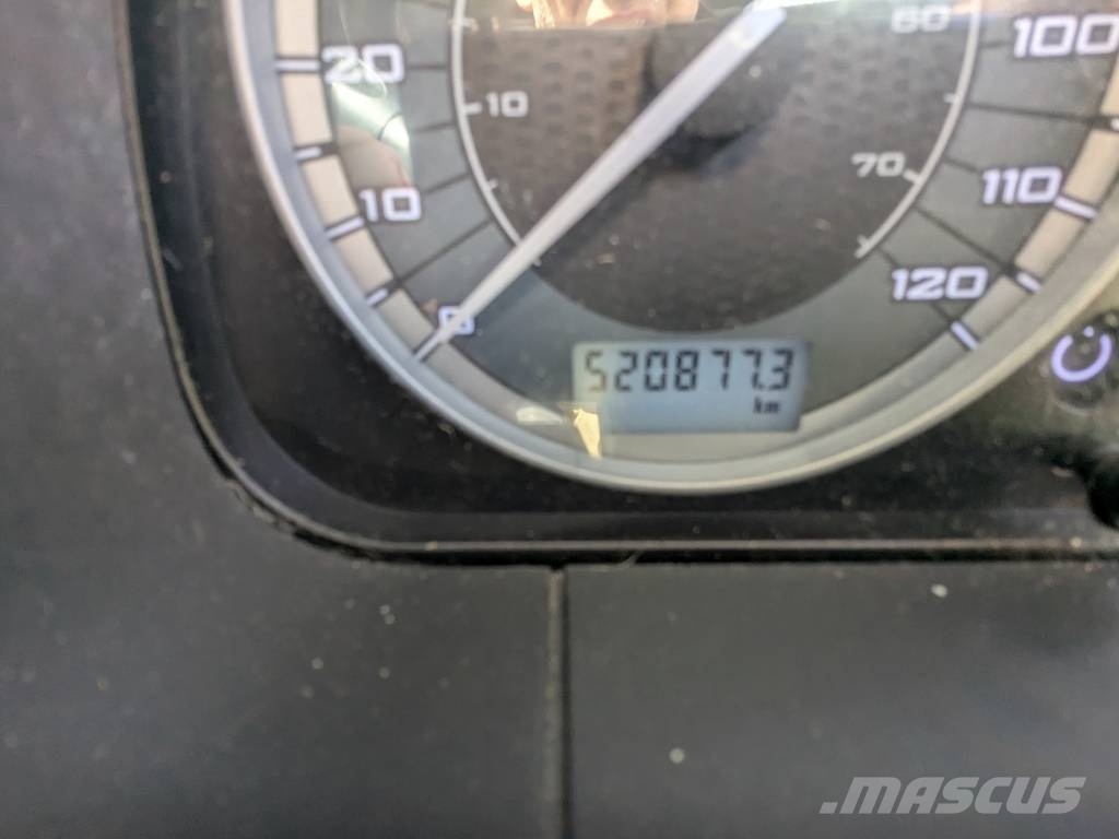 Iveco S-Way 460 中古トラクターヘッド | トレーラーヘッド