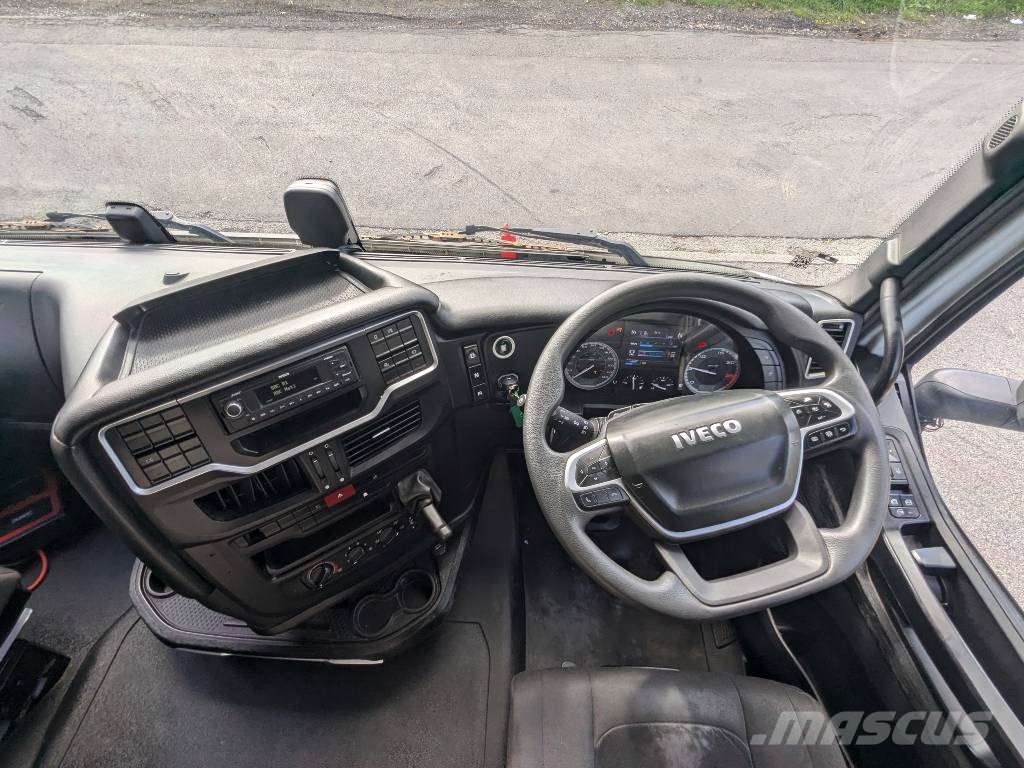 Iveco S-Way 460 中古トラクターヘッド | トレーラーヘッド