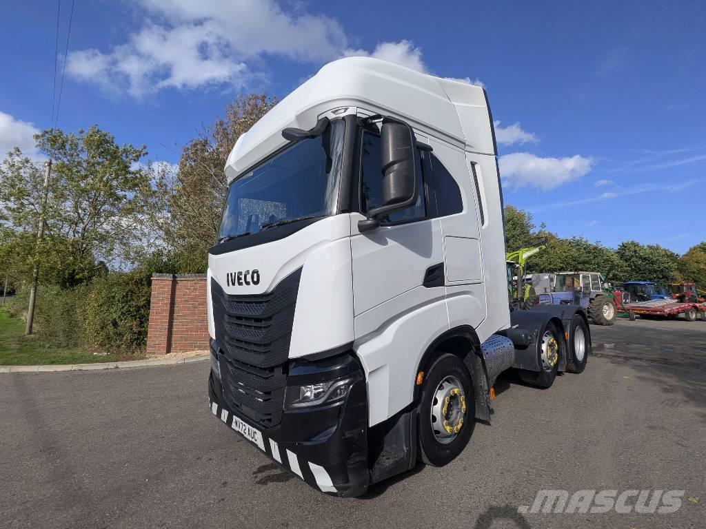 Iveco S-Way 460 中古トラクターヘッド | トレーラーヘッド