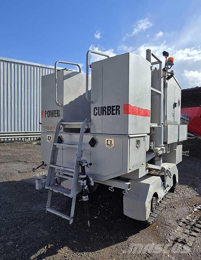 Power Curber 5700D Агрегати для відливання бетонних блоків