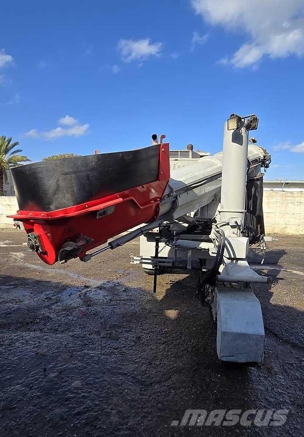Power Curber 5700D Агрегати для відливання бетонних блоків