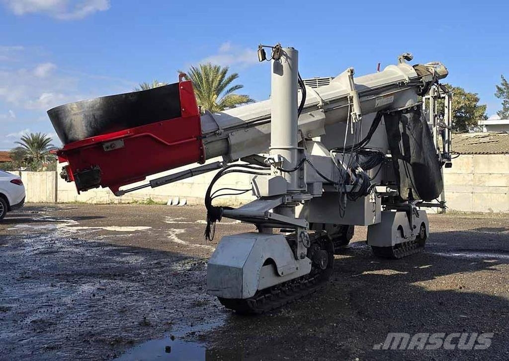 Power Curber 5700D Агрегати для відливання бетонних блоків