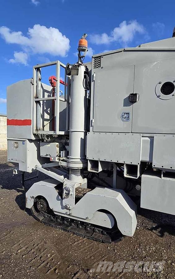 Power Curber 5700D Агрегати для відливання бетонних блоків