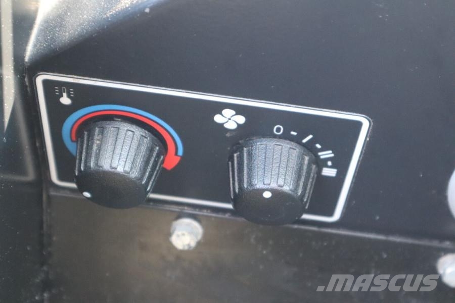 JCB 940-4 T4 Valid inspection, Diesel, 4x4 Drive, 3700 Empilhadores todo-terreno
