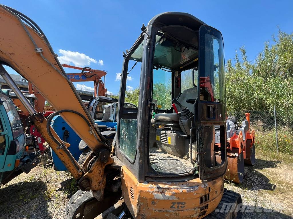 CASE CX 31 B Minigraafmachines < 7t