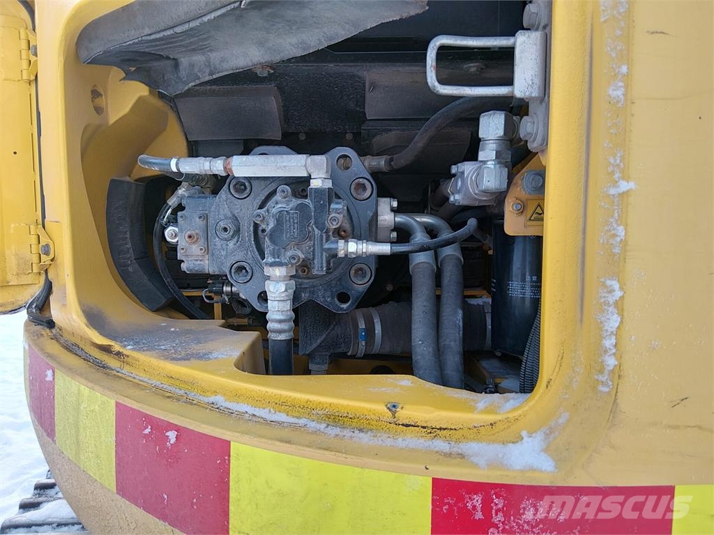 New Holland Kobelco E260 CSR حفارات زحافة