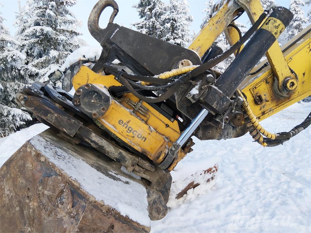 New Holland Kobelco E260 CSR حفارات زحافة