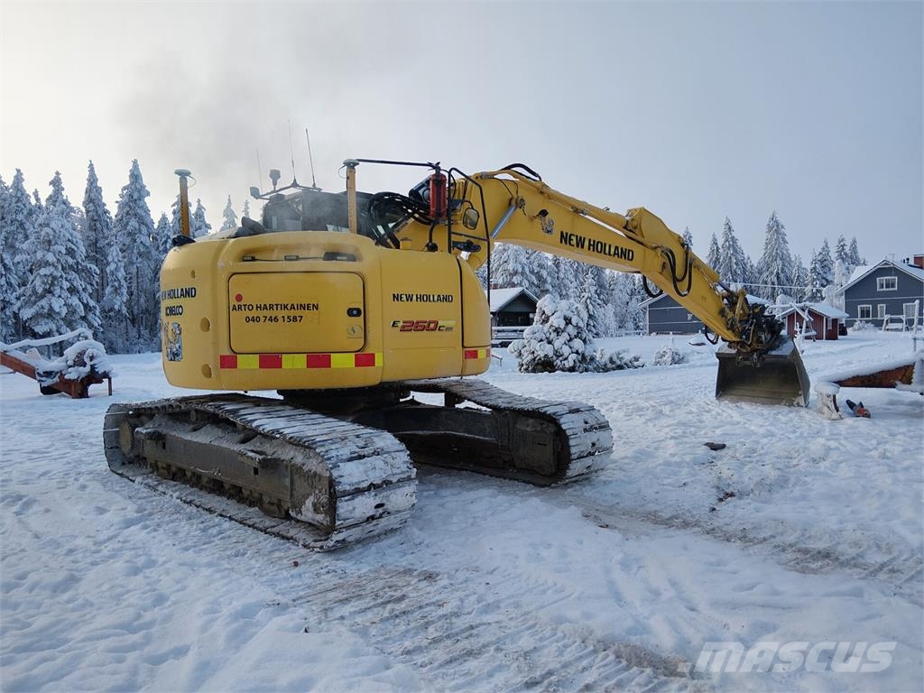New Holland Kobelco E260 CSR حفارات زحافة