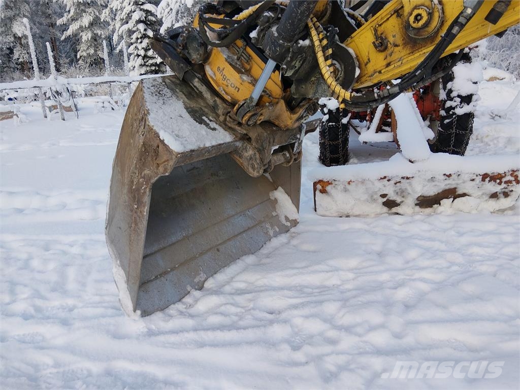 New Holland Kobelco E260 CSR حفارات زحافة