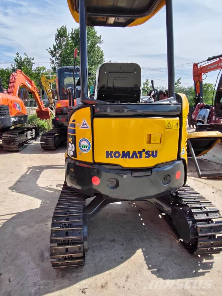 Komatsu PC 20 대형 굴삭기 29톤 이상