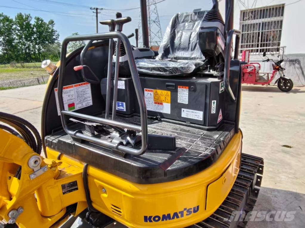 Komatsu PC 20 대형 굴삭기 29톤 이상