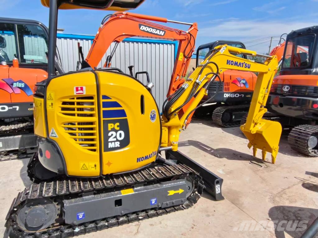 Komatsu PC 20 대형 굴삭기 29톤 이상
